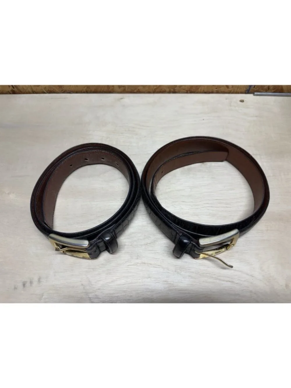 Lot Of 2 Jos A Bank Black Alligator Embossed Italian Leather Belts Brass 38
